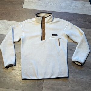 Columbia Cream and Black Fleece Jacket